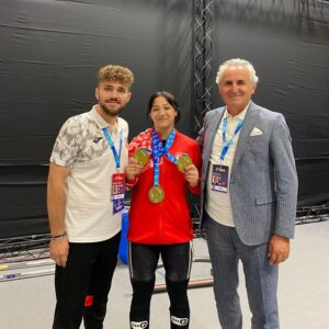 Merzifonlu halterci Zehranur Aslan Avrupa şampiyonu