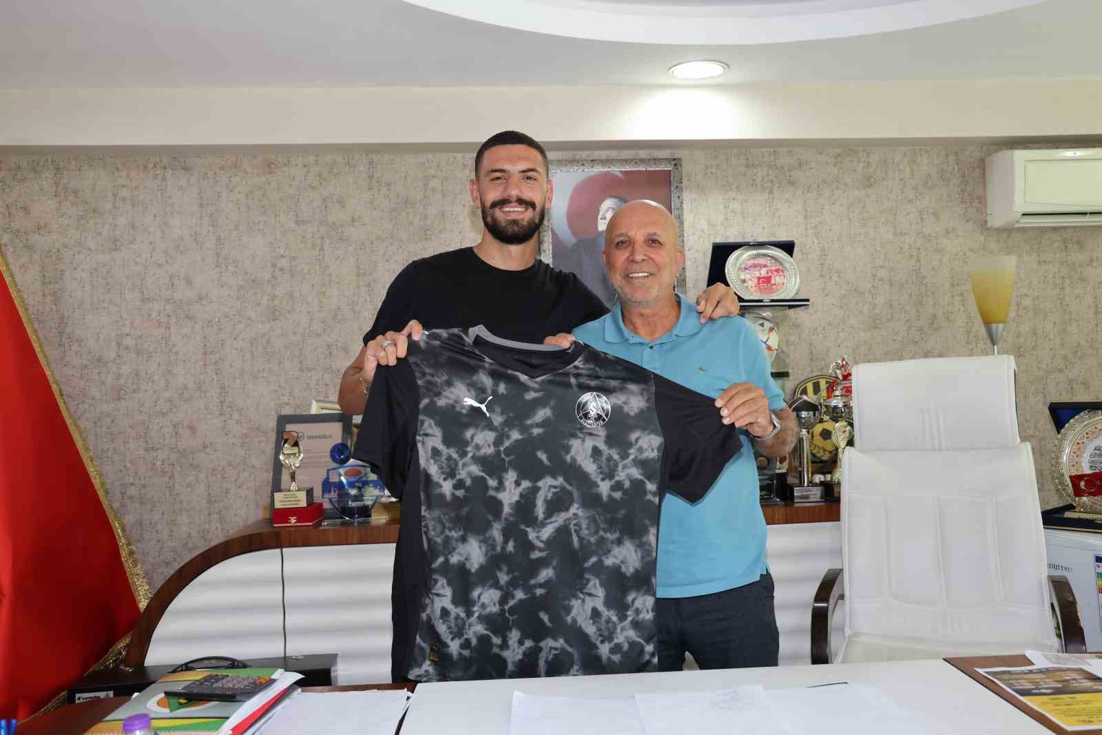 Melih Demiral, Alanyaspor Başkanı Çavuşoğlu ile hasret giderdi