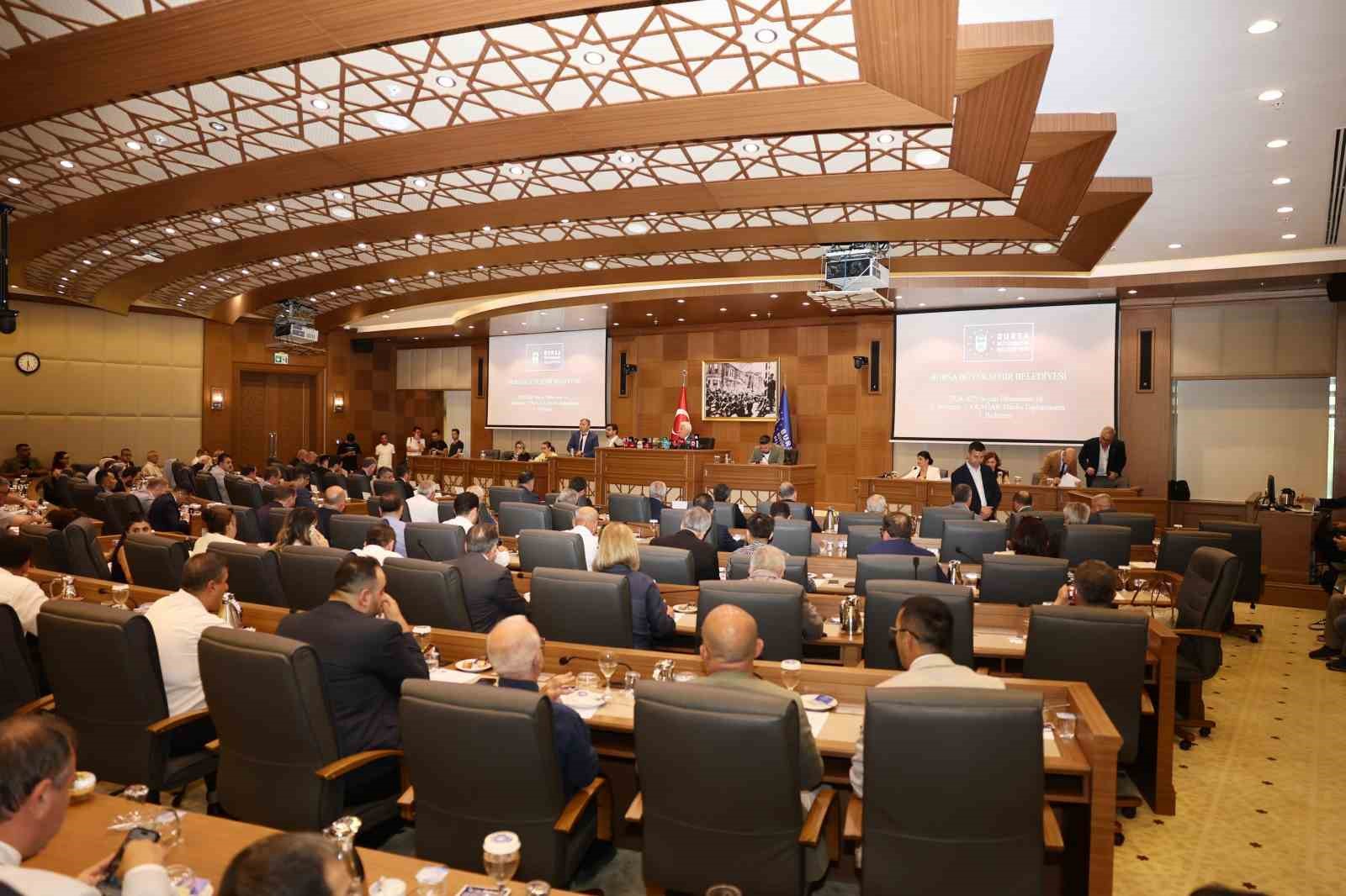 Bursa’da Büyükşehir Belediyesi’nden toplu ulaşıma 380 milyon liralık destek
