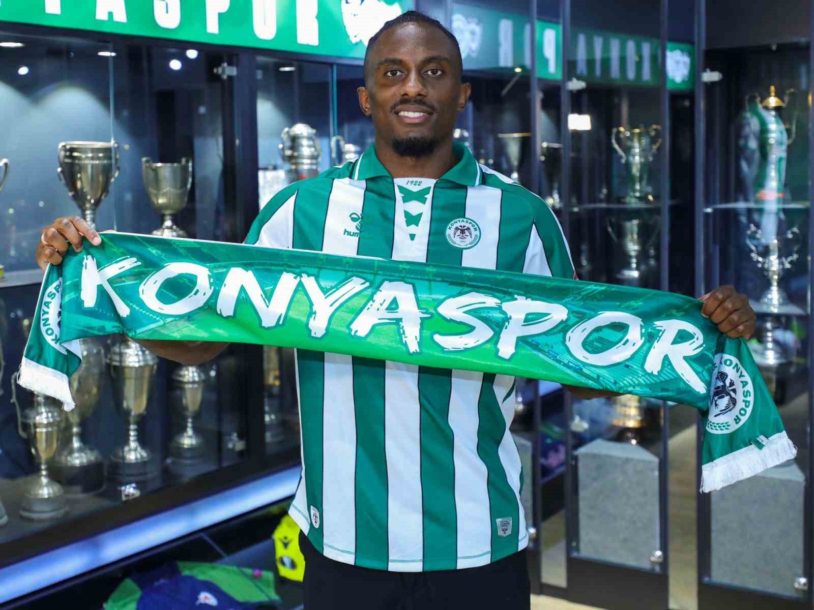 Konyaspor, Yhoan Andzouana’yı kadrosuna kattı
