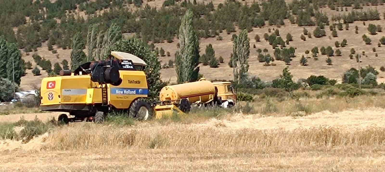 Simav’da biçerdöverlerin biçim yasağına uyup uymadığı kontrol ediliyor