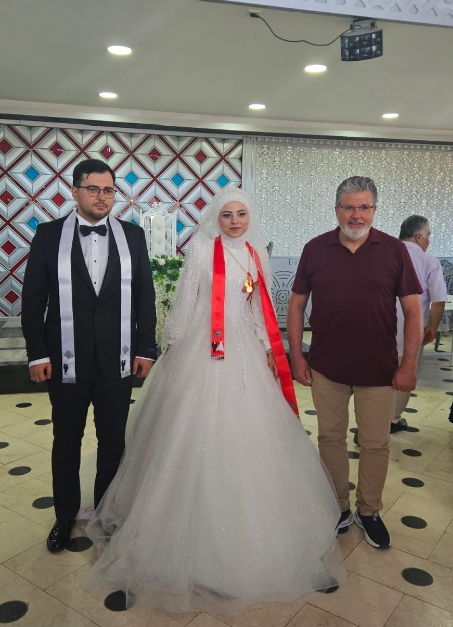 Şimşek ve Çınar Aileleri’nin mutlu günü