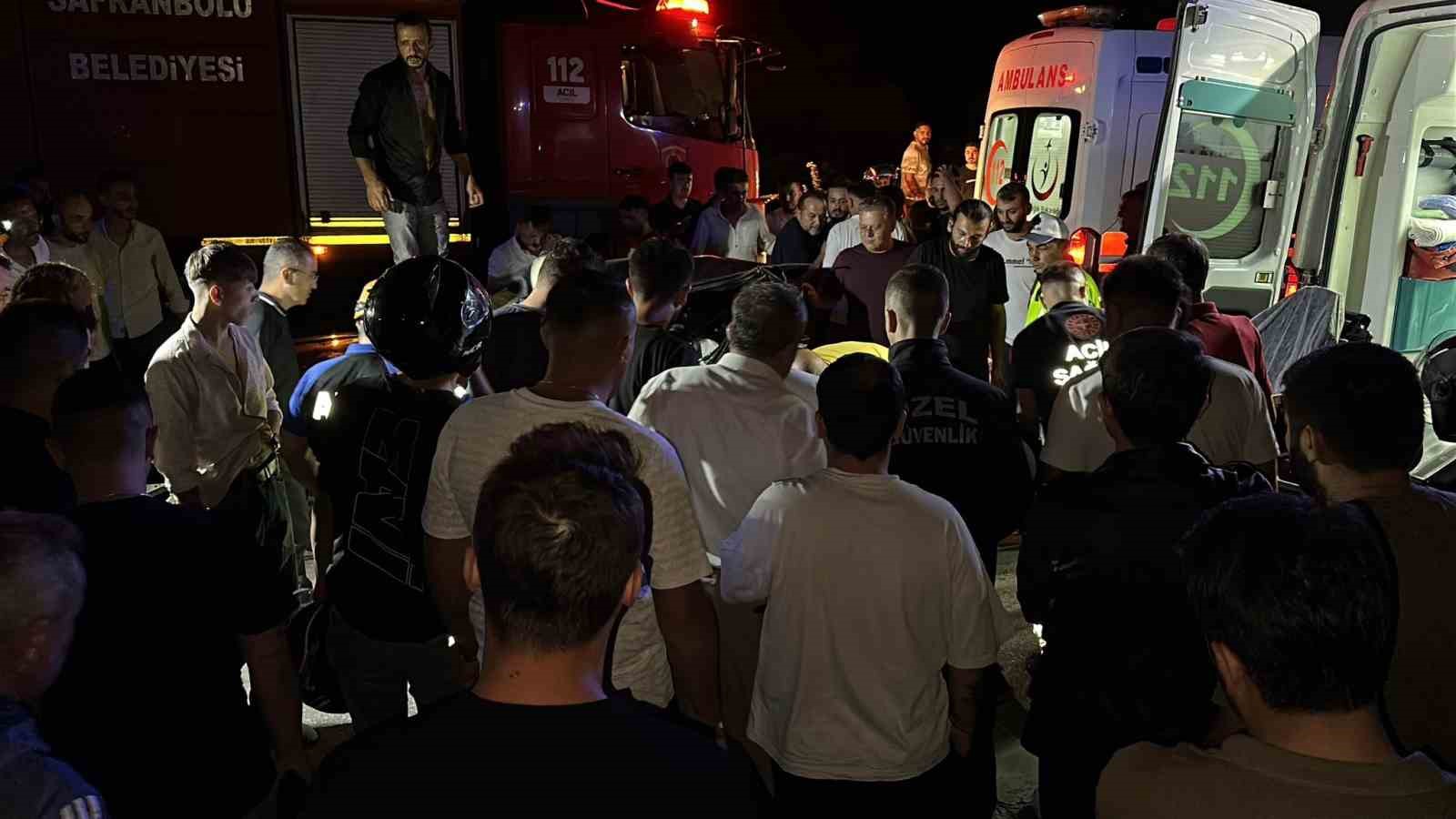 Karabük’te iki otomobil çarpıştı: 1 ölü, 1 yaralı