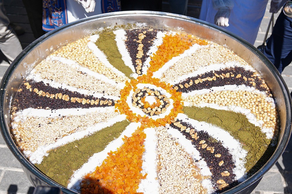 Gaziosmanpaşa’da aşure bereketi