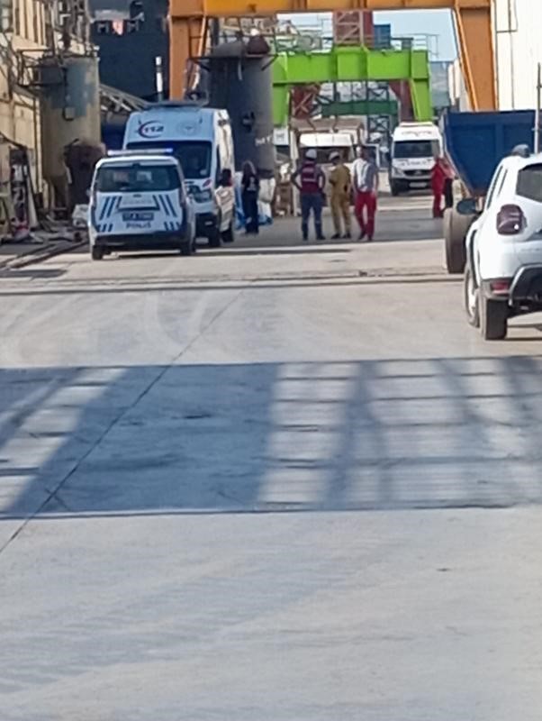 Yalova’da tersanede üzerine vinç düşen işçi hayatını kaybetti