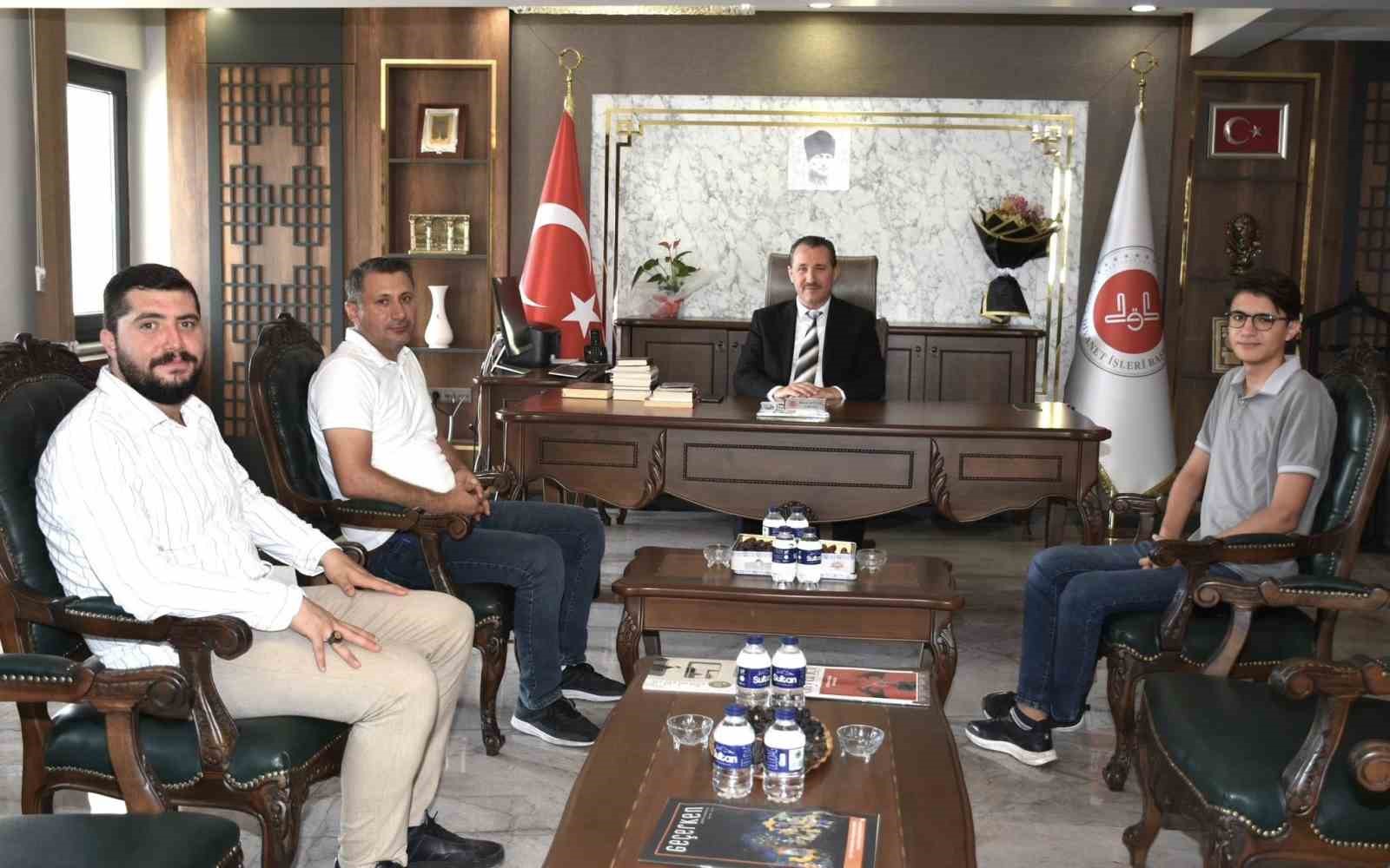 Bilecikli genç ’Umre’ ödülünün sahibi oldu