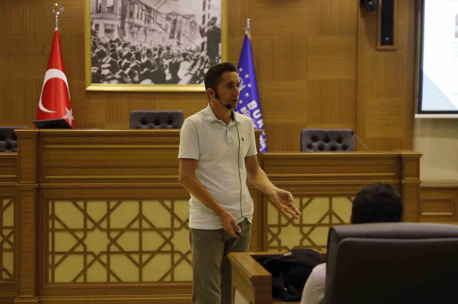 Büyükşehirde stajyerler oryantasyon eğitiminde
