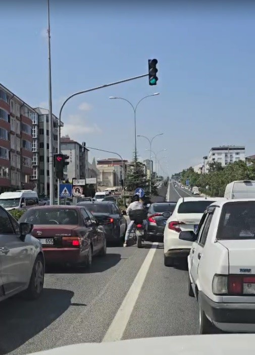Kural tanımayan sürücülere ceza yazıldı