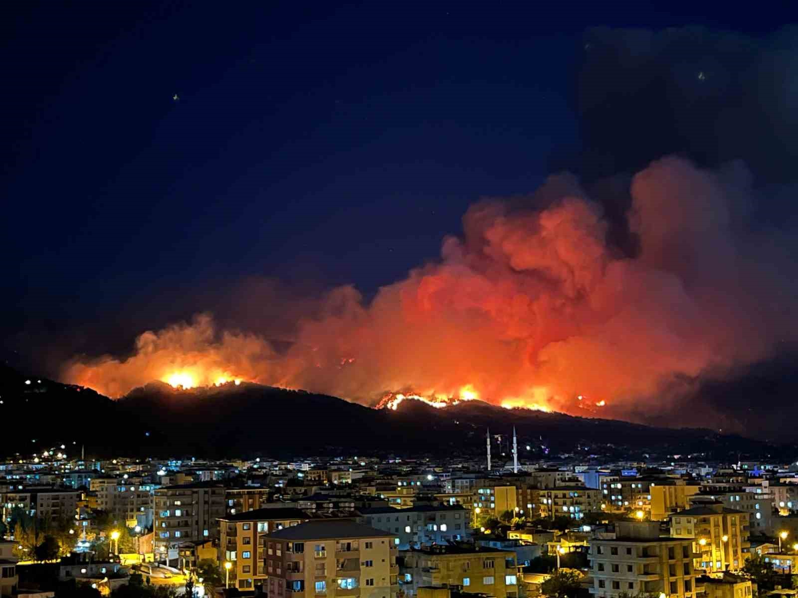 Hatay’da orman yangınıyla ilgili 1 kişi tutuklandı