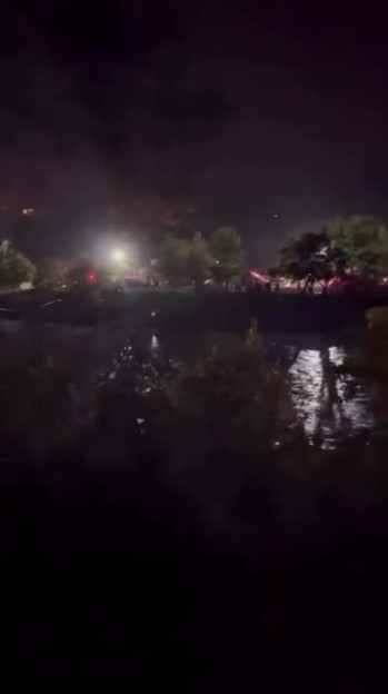 Irmağa kaçan topu almak isterken akıntıya kapılan lise öğrencisi gözlerden kayboldu