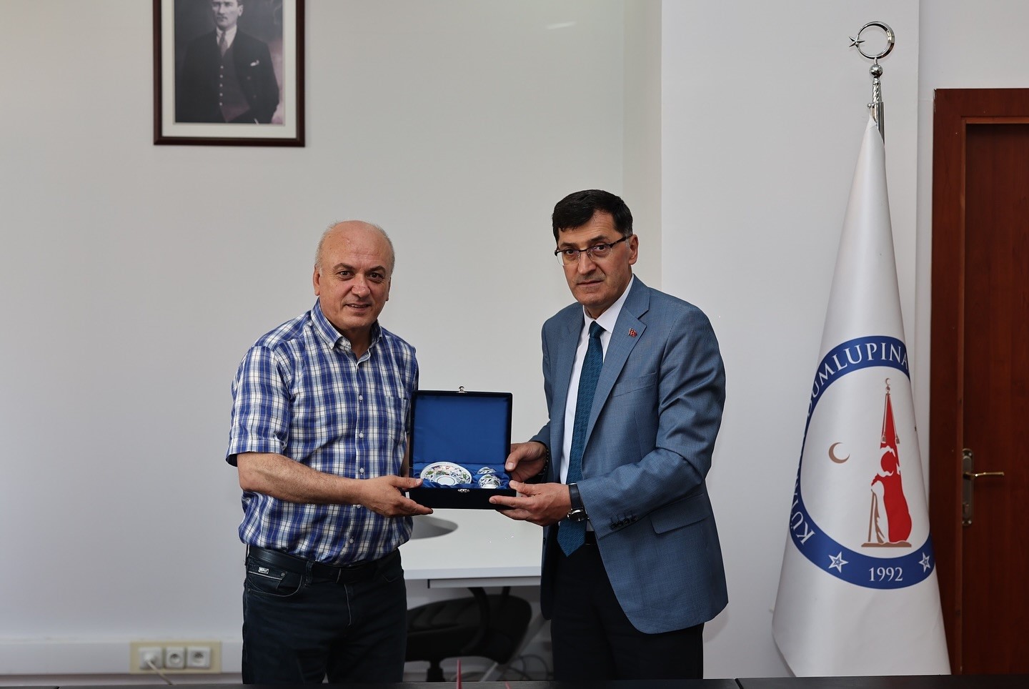 Başkan Kahveci’den DPÜ Sosyal Bilimler MYO’ya ziyaret