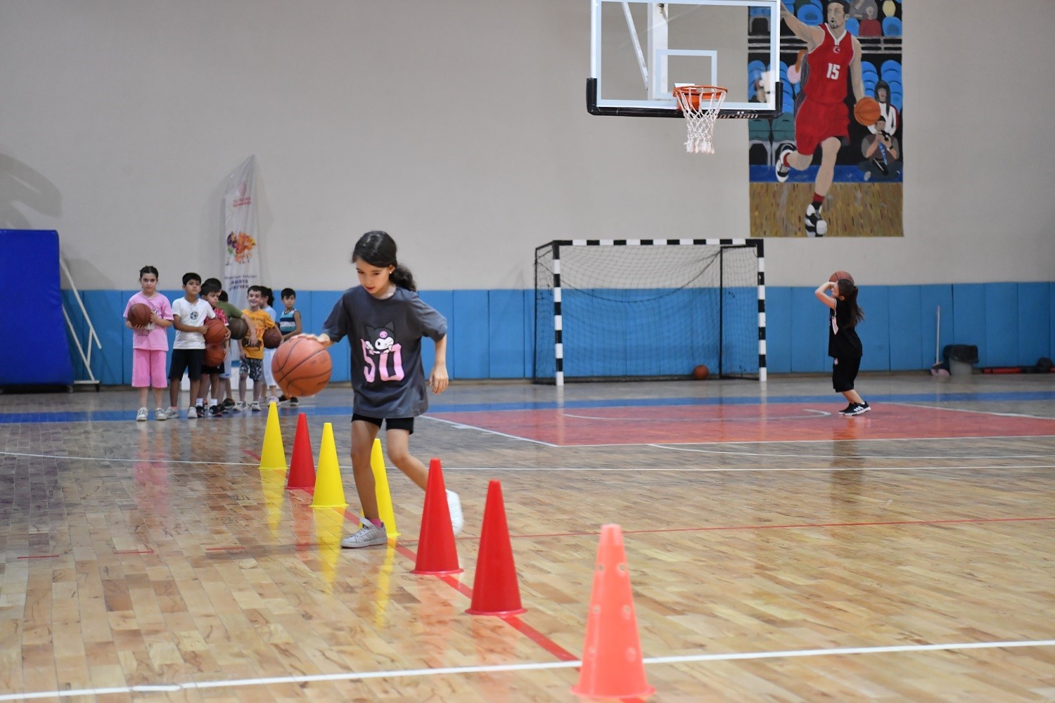 Basketbol kursuna yoğun ilgi