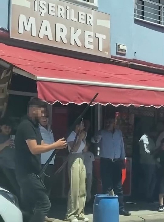 Asker uğurlamasında havaya defalarca ateş açan şahıslar gözaltına alındı