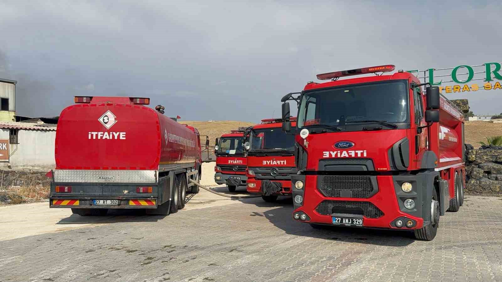 Gaziantep’te geri dönüşüm fabrikasında yangın
