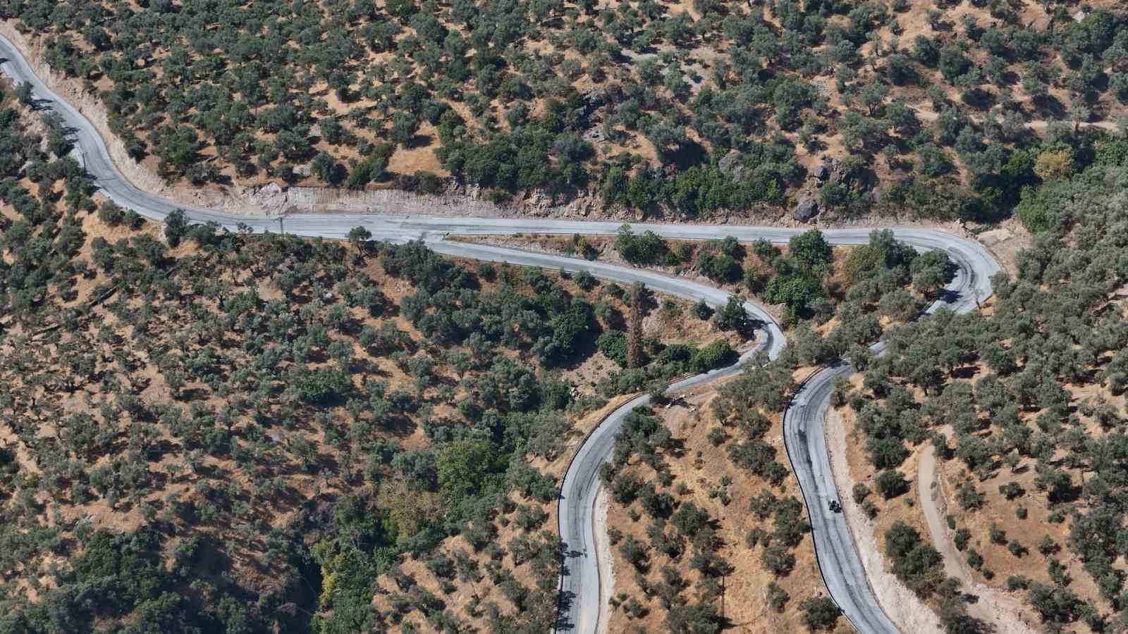 Sultanhisarlı muhtarlardan Başkan Çerçioğlu’na yol teşekkürü