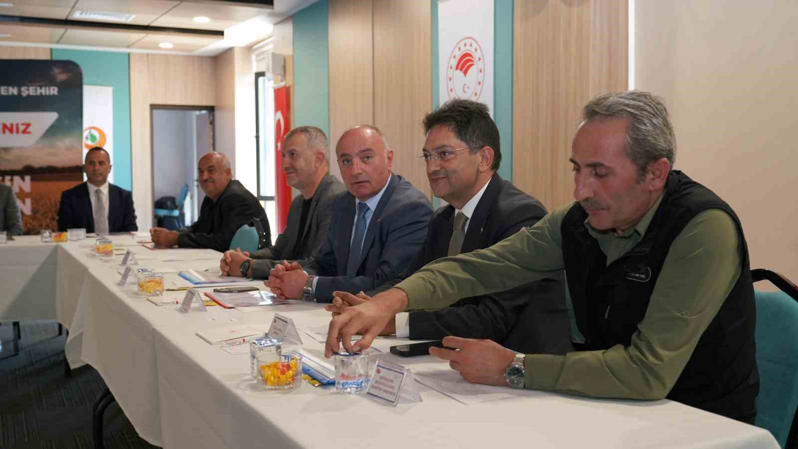 Başkan Özakalın, TDİOSB toplantısına katıldı