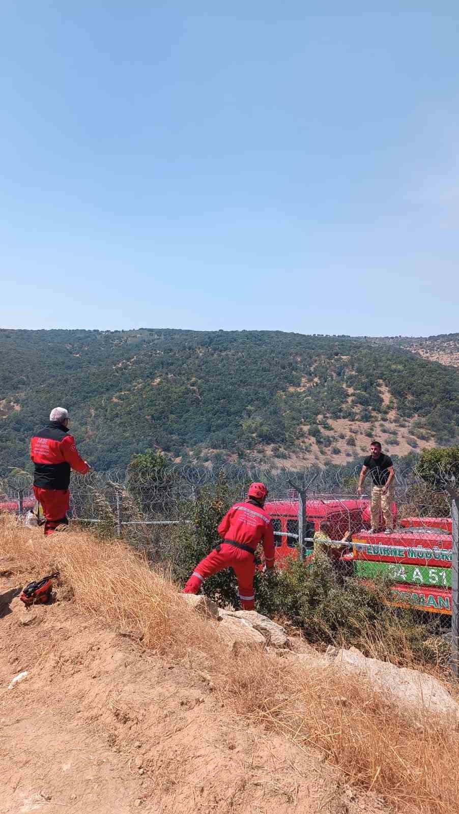 Komşuda çıkan yangının dumanı Edirne’ye ulaştı: Görüş mesafesi azaldı, koku evlere kadar girdi