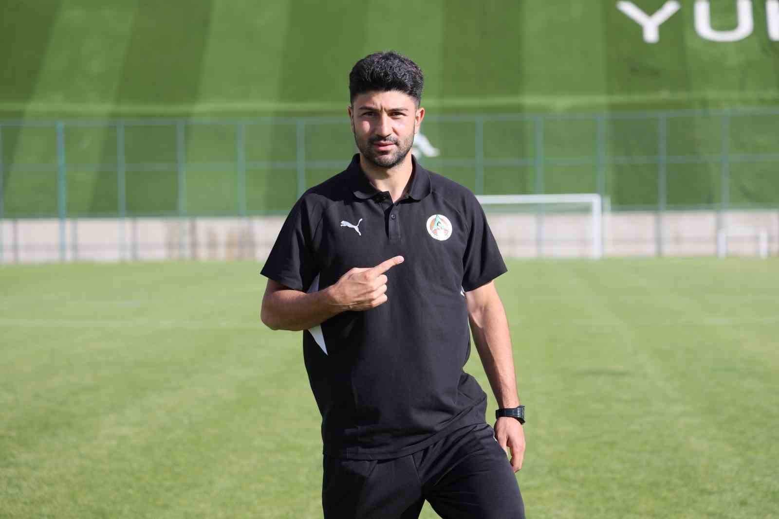 Alanyaspor, Güven Yalçın’ı kadrosuna kattı