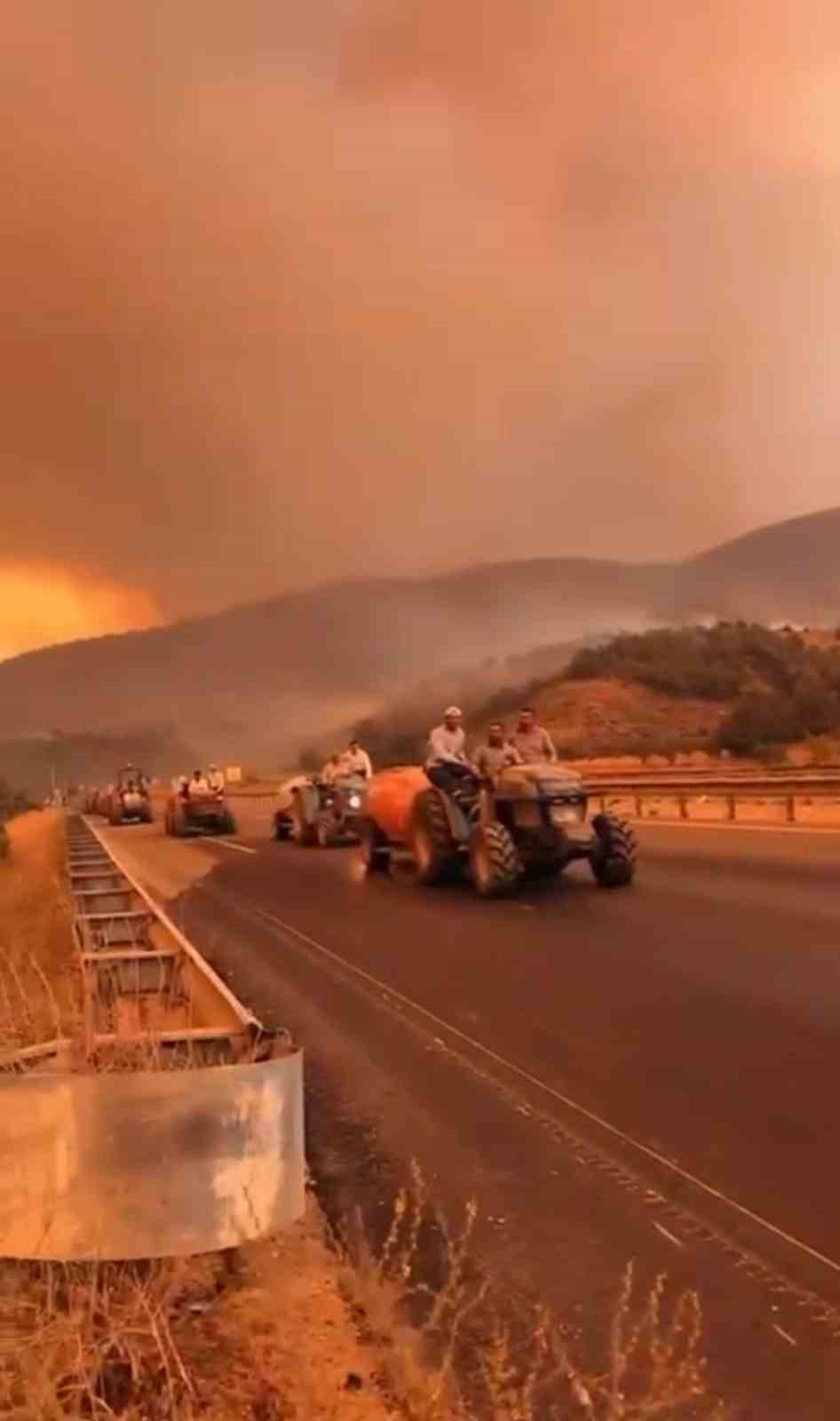 Cepheye gider gibi alevlerin üzerine böyle gittiler