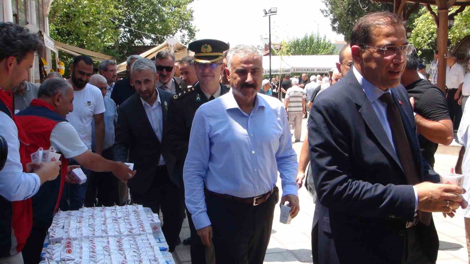 Manisa’da 15 Temmuz şehitleri dualarla anıldı