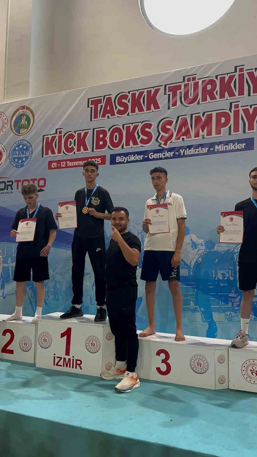 17 yaşında 9 kez Türkiye şampiyonu oldu