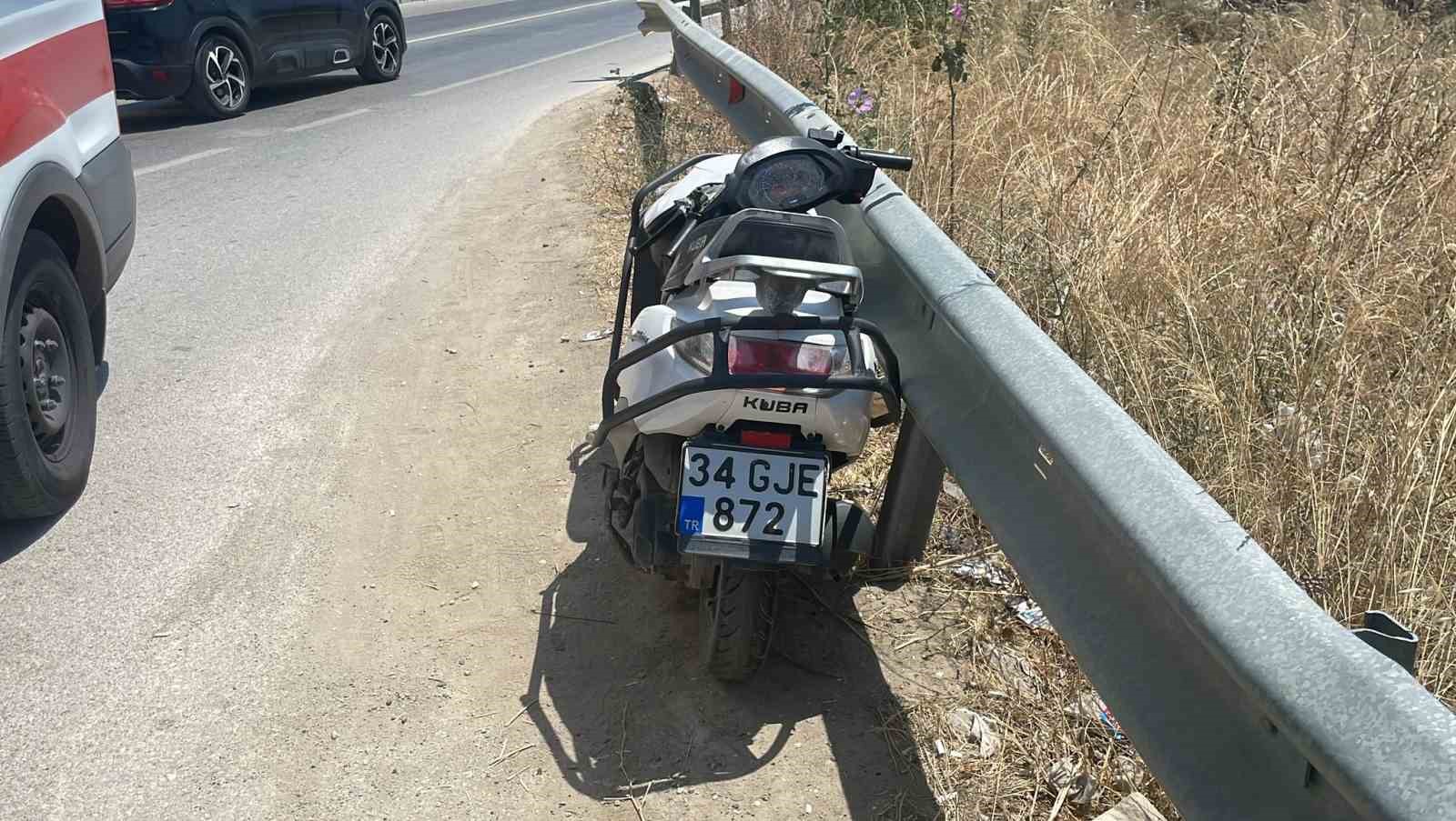 Motosikletinin kontrolünü kaybeden sürücü, kaza yaptı