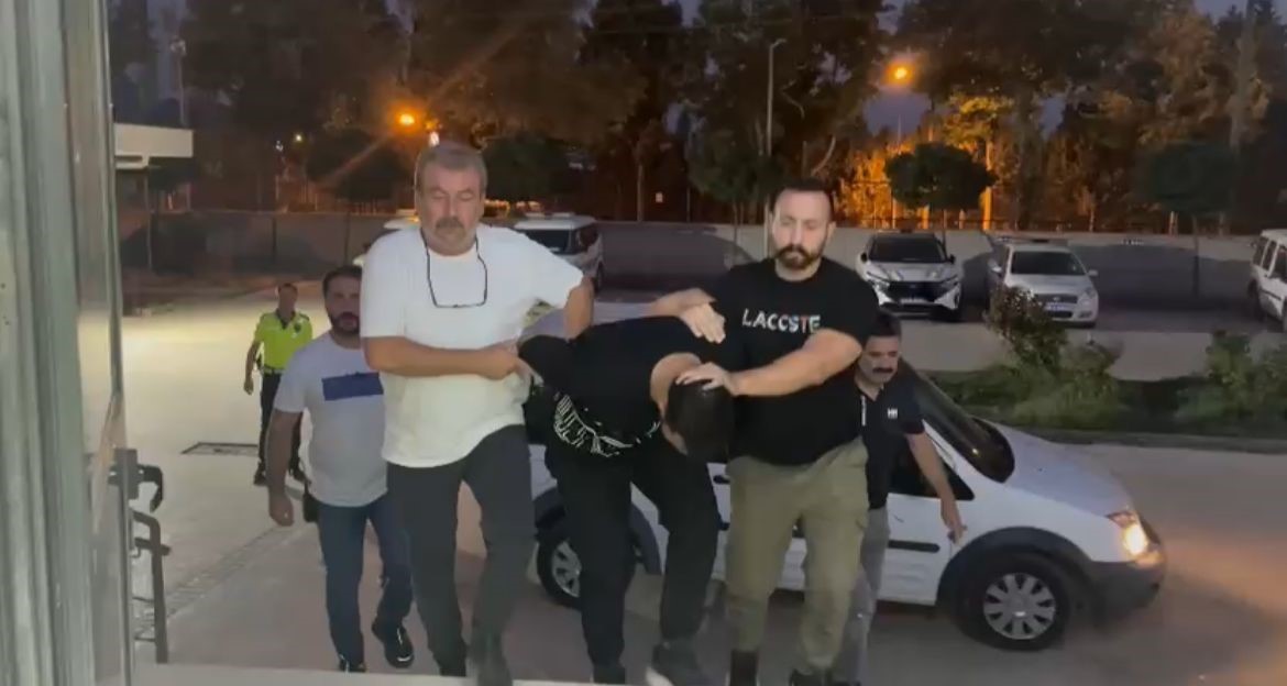 Husumetlisini vuracaktı, yanlışlıkla 3 kişiyi daha vurdu