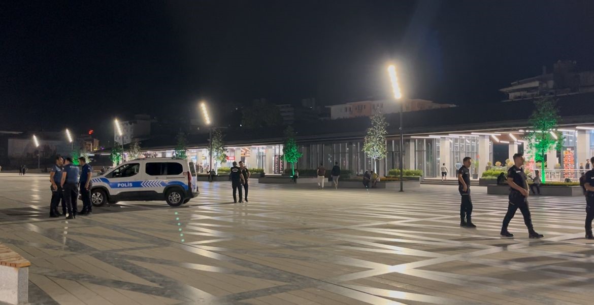 Bursa’da bıçaklı dehşet: 14 yaşındaki genç kız 4 kişiyi bıçakladı