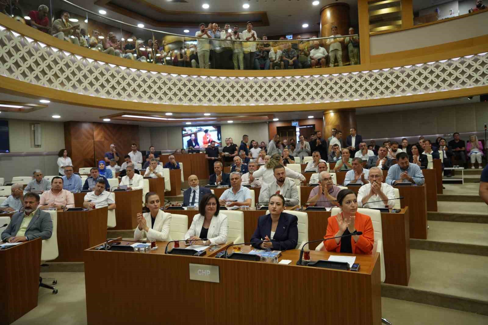 Antalya Büyükşehir Belediyesi’ne vekaleten Büşra Dirgen Özdemir seçildi