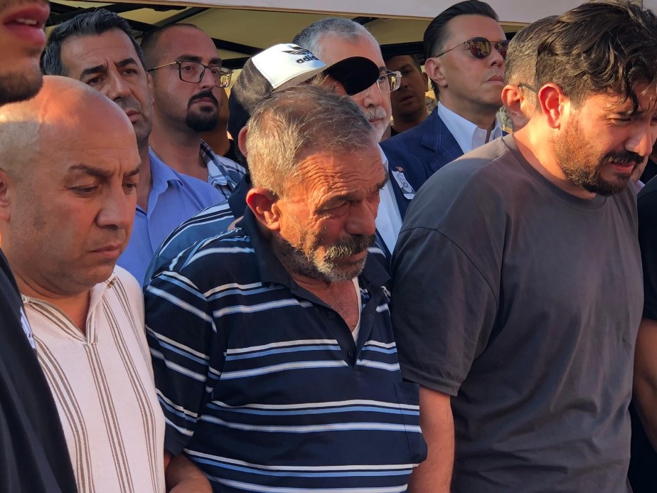 1 hafta önce evlenen yangın şehidi Tolunay Kocaman gözyaşları içinde son yolculuğuna uğurlandı