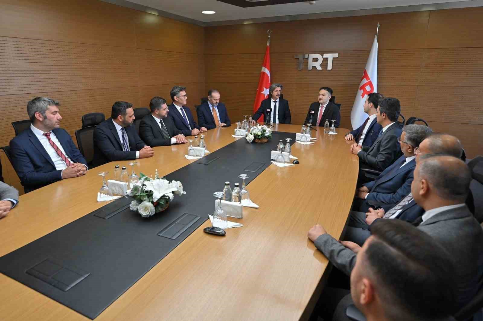Rektör Yılmaz, TRT Yönetim Kurulu Başkanlığı görevine başladı