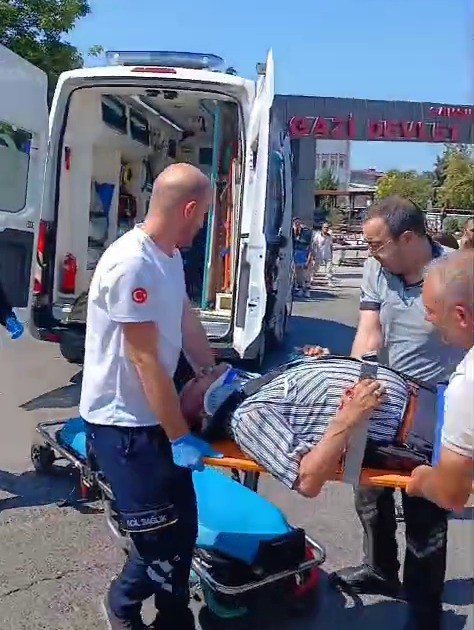 Samsun’da otomobilin çarptığı yaşlı adam yaralandı