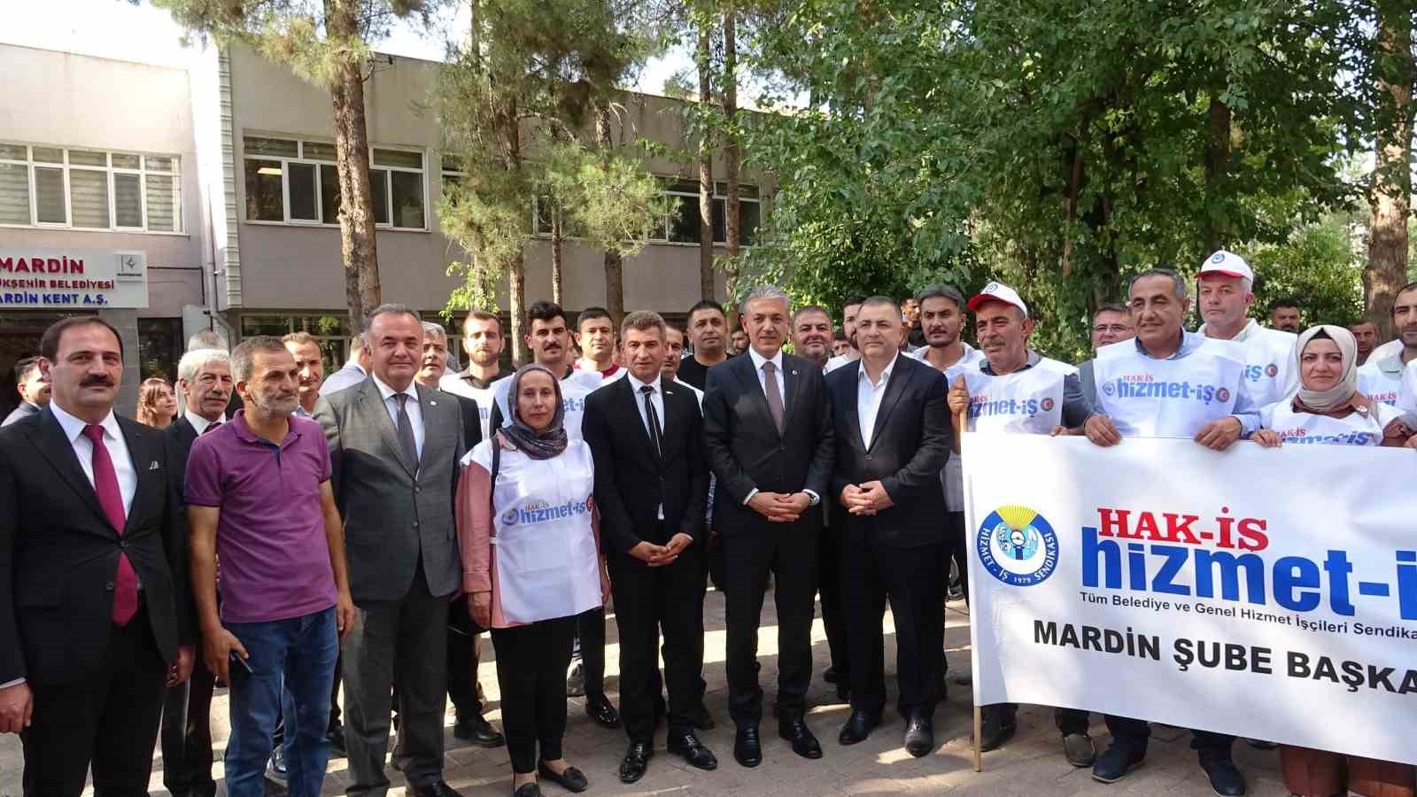 Mardin Büyükşehir Belediyesi’nden işçi maaşlarına 8 bin lira zam müjdesi