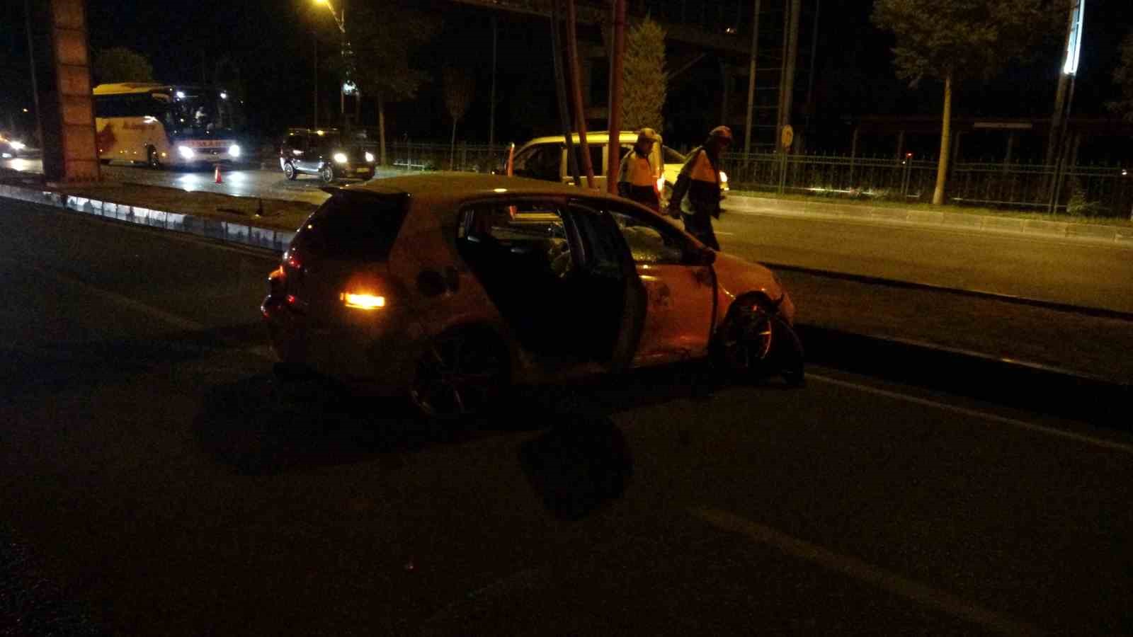 Malatya’da hafif ticari araç ile otomobil çarpıştı: 2 yaralı