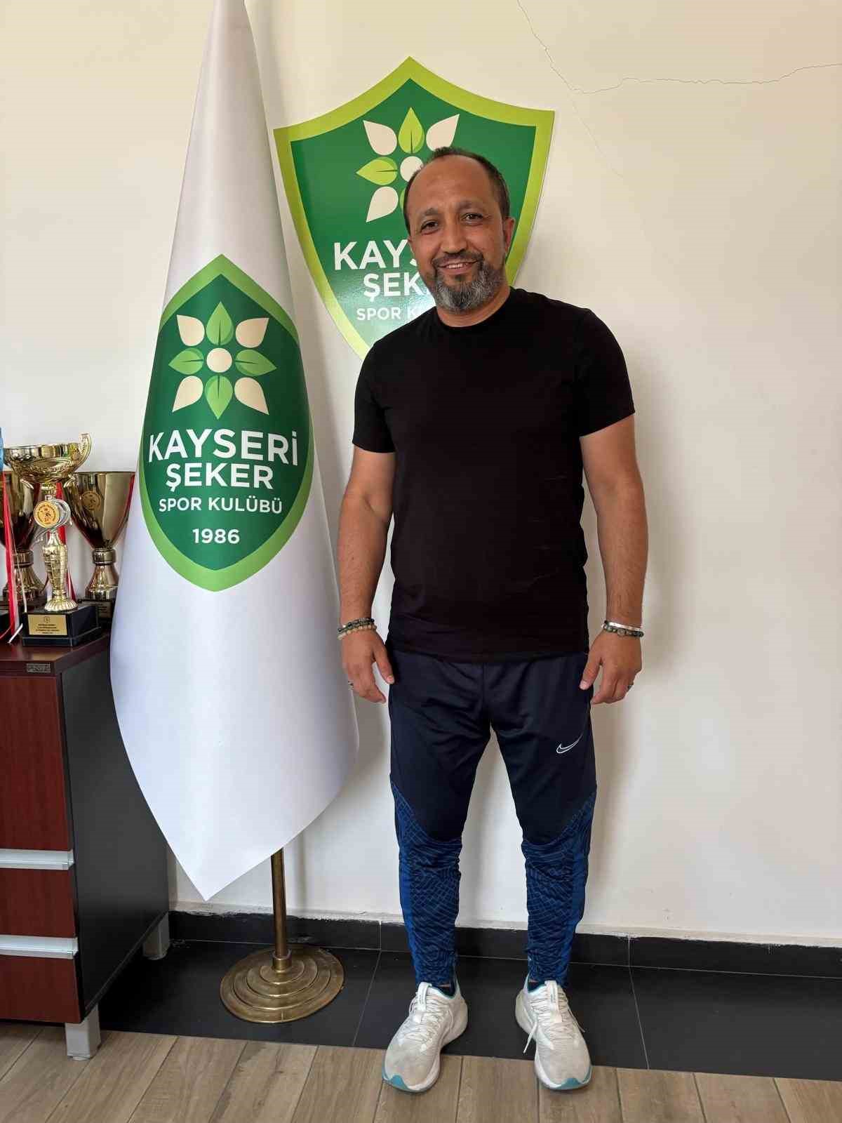 Kayseri Şekerspor Erkan Demirel ile yola devam ediyor