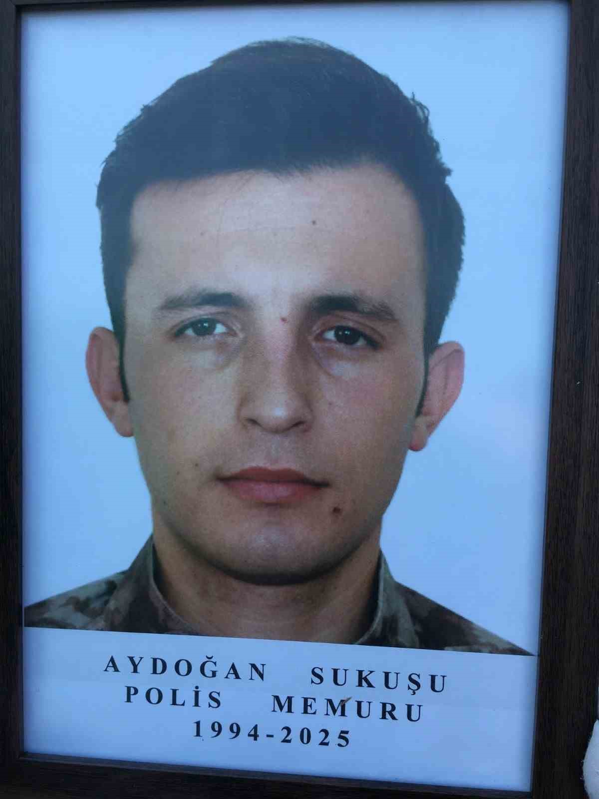 Kazada hayatını kaybeden özel harekat polisi son yolculuğuna uğurlandı