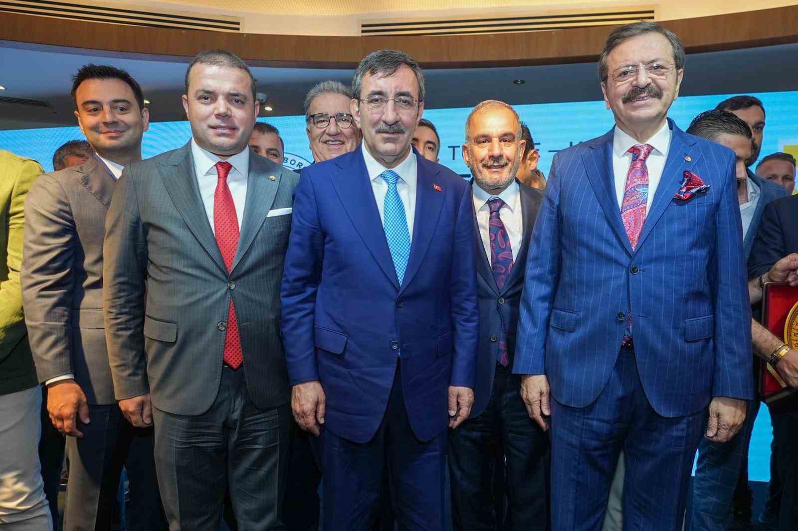 Başkan Alan, KKTC Ekonomi Konferansı’na katıldı