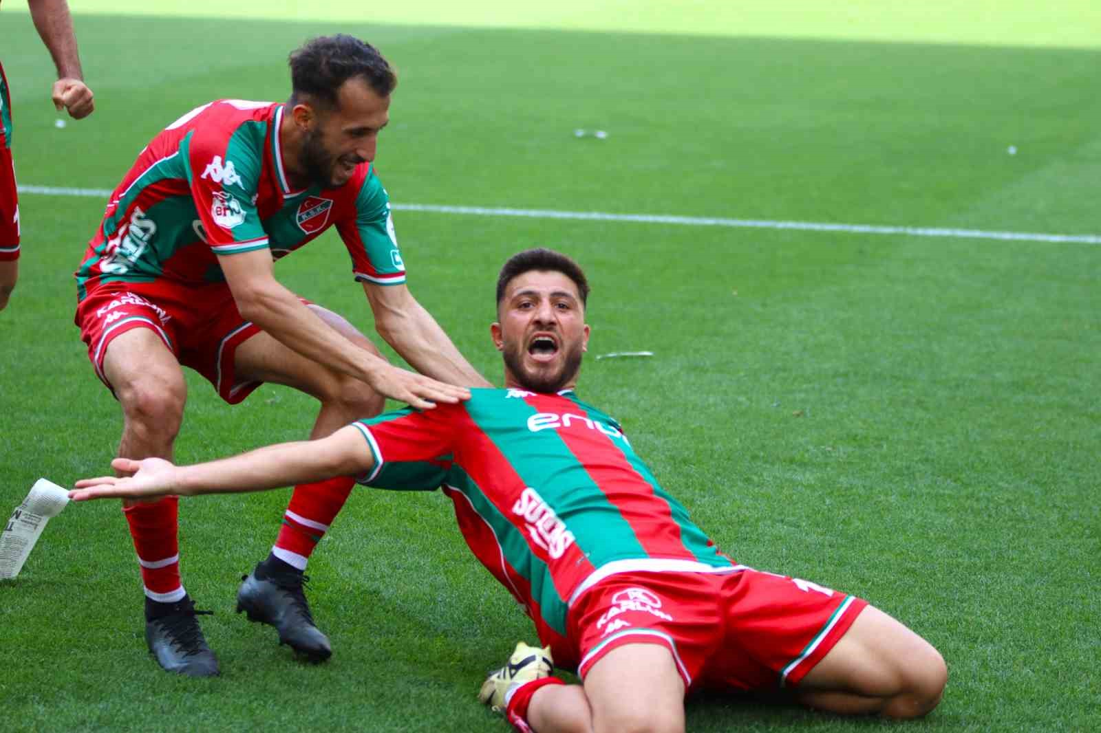 Karşıyaka’da Kadir Bakırtaş sevinci