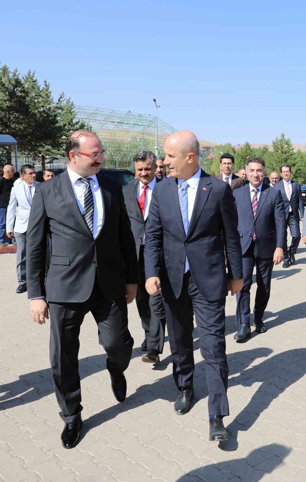 Bölge üniversiteleri Ahlat’ta bir araya geldi