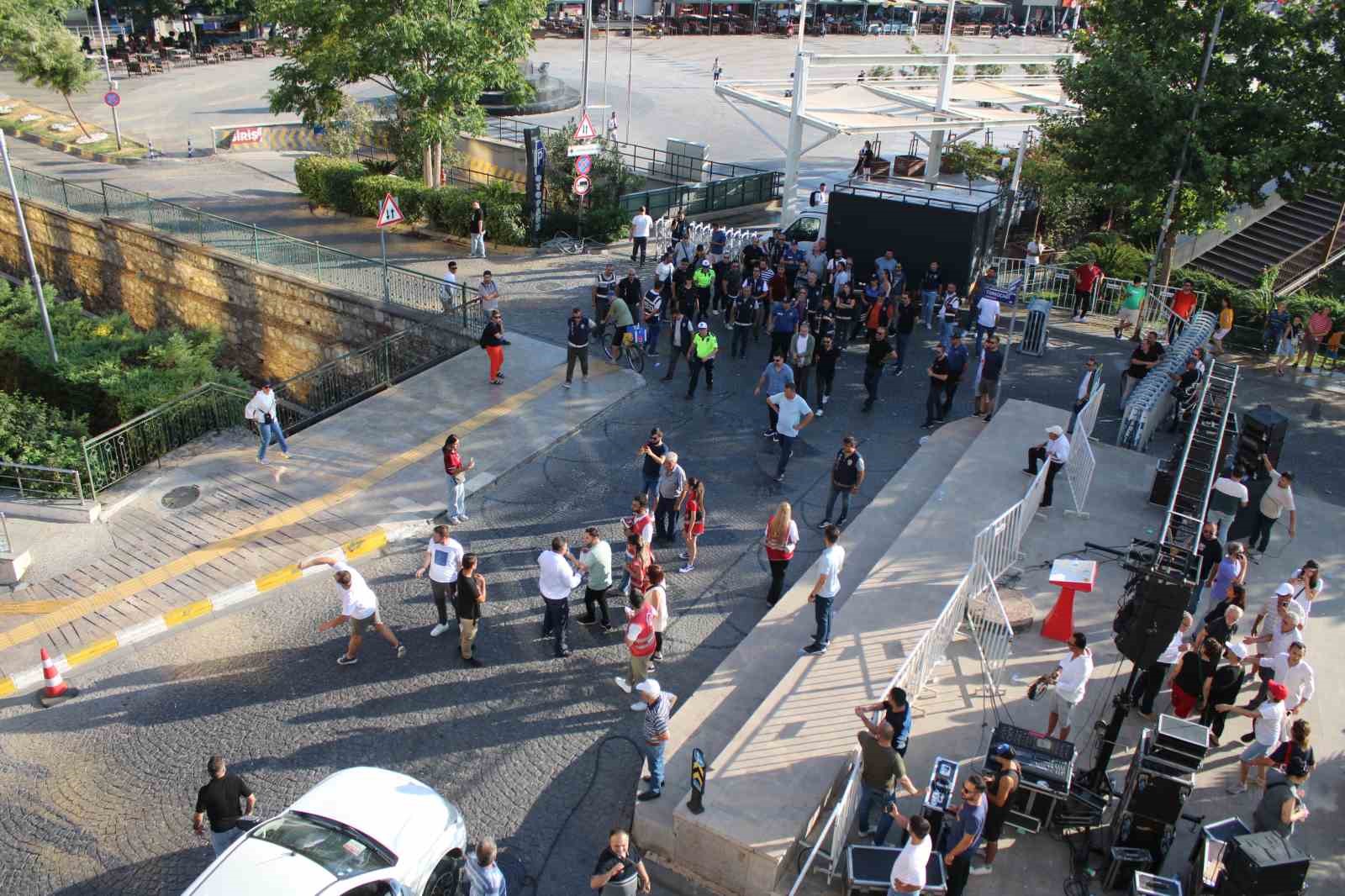 Aydın’da ’topuklu’ eylem