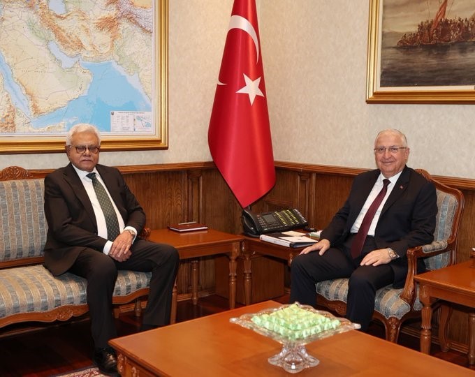 Bakan Güler, Pakistan Büyükelçisi Junaid’i kabul etti