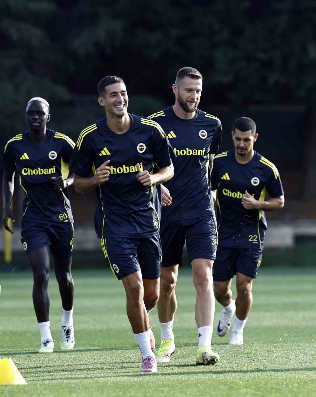 Fenerbahçe, Benfica maçının hazırlıklarını tamamladı