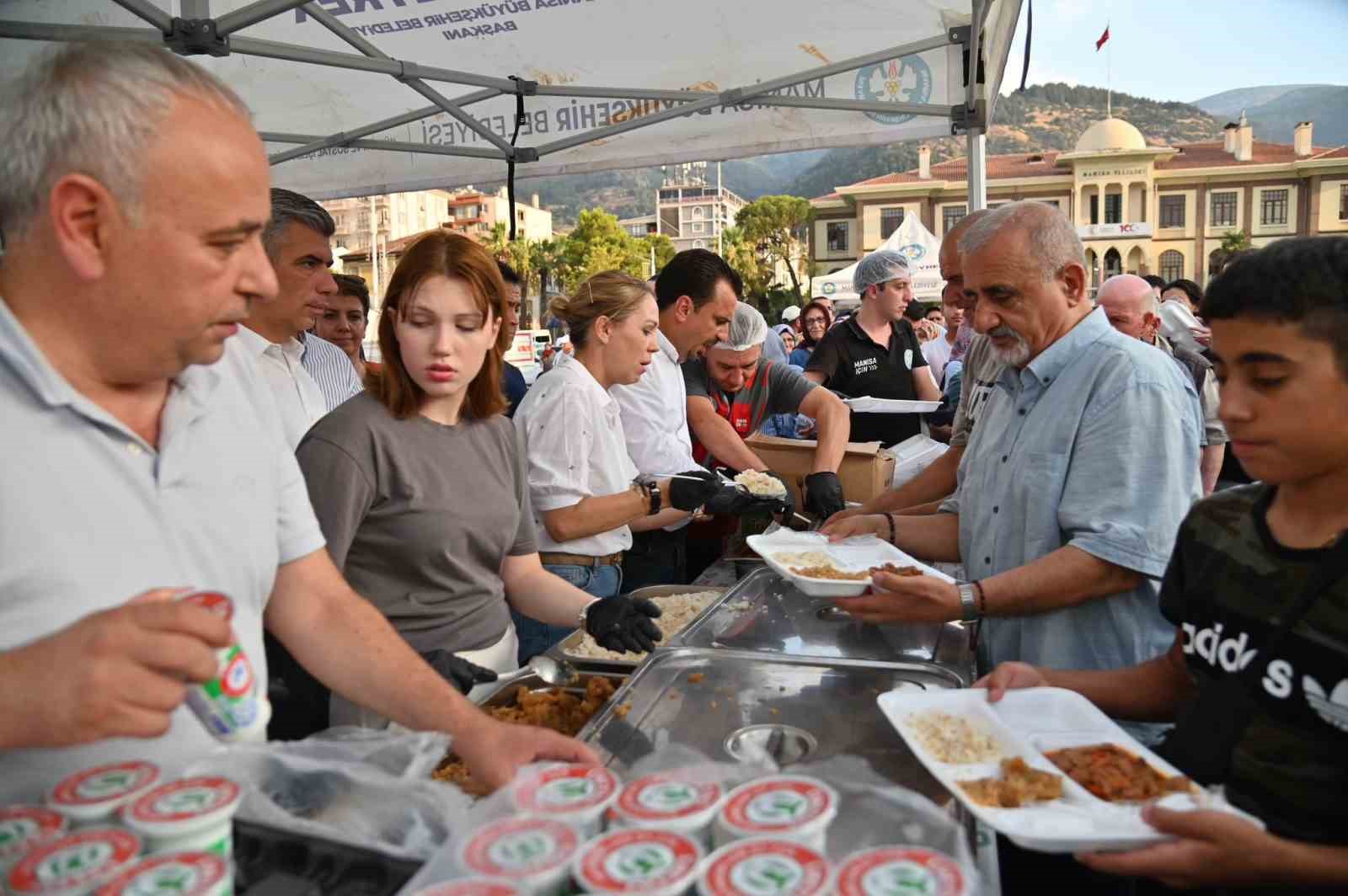 Merhum Başkan Ferdi Zeyrek vefatının 52. gününde dualarla anıldı