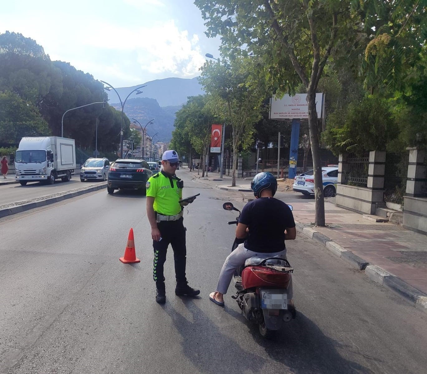Emniyet ve jandarmadan motosikletlilere sıkı denetim