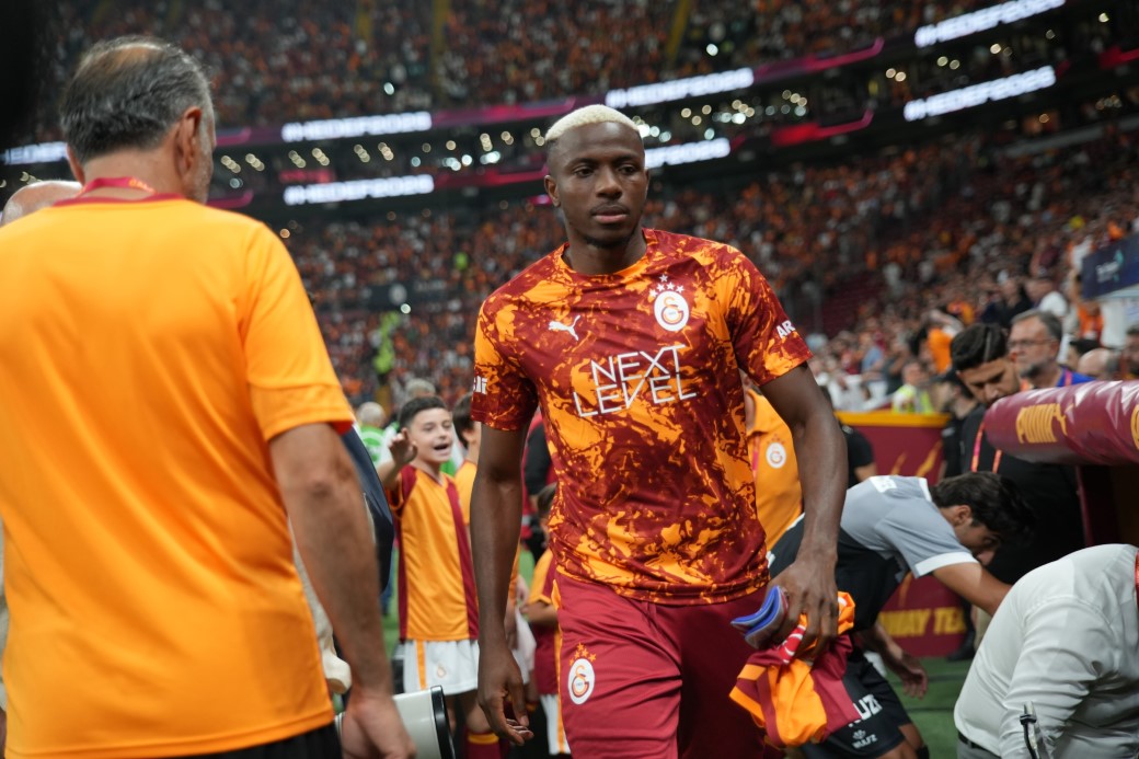 Okan Buruk, kazanan 11’i bozmadı