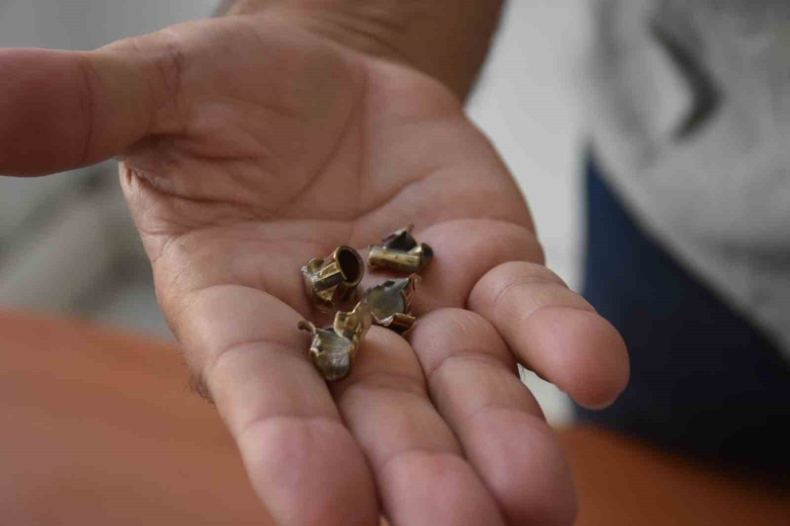 İzmir’de gazete binasına silahlı saldırı kamerada