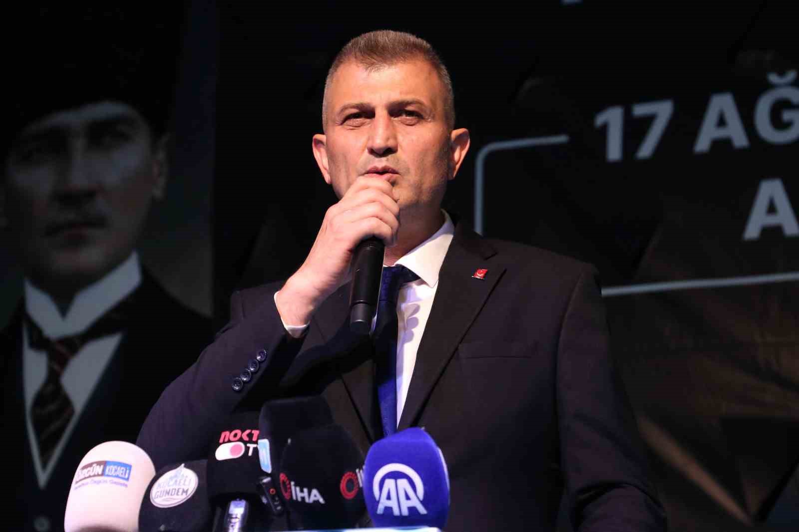 17 Ağustos’un acısı 26 yıl sonra da hafızalarda