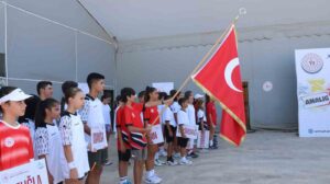 Aydın’da Analig Tenis heyecanı başladı