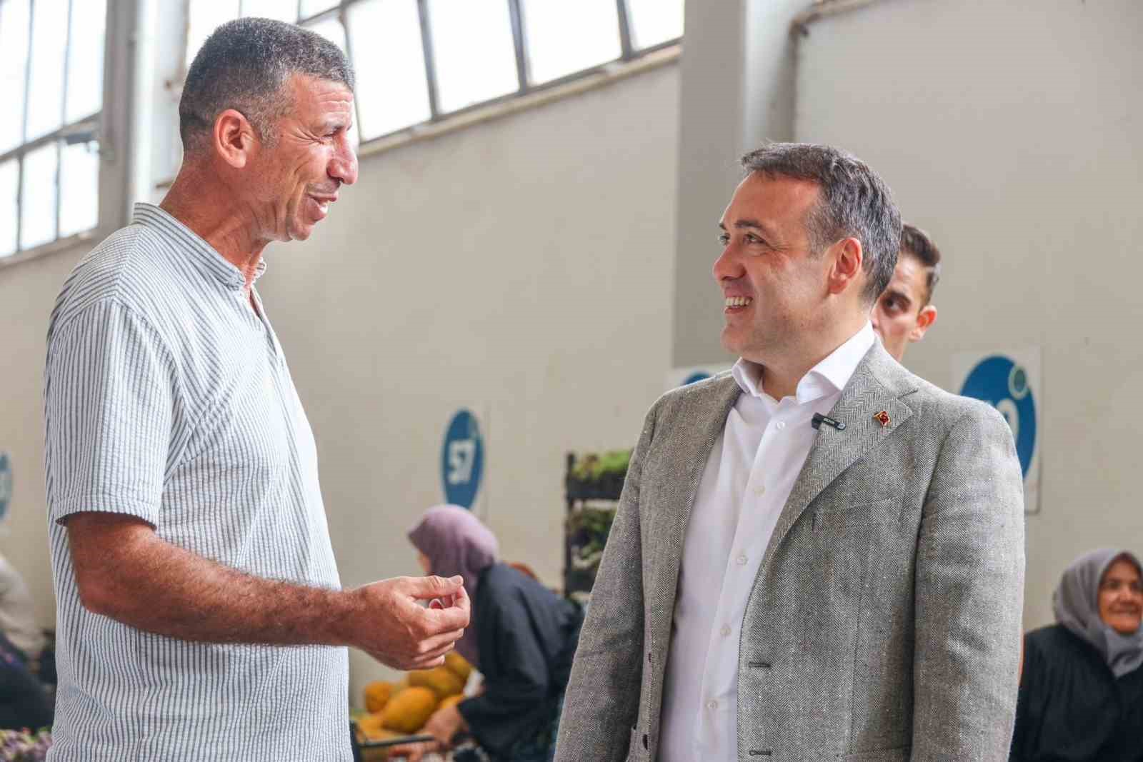 Vali Sözer, pazarcı esnafı ile bir araya geldi