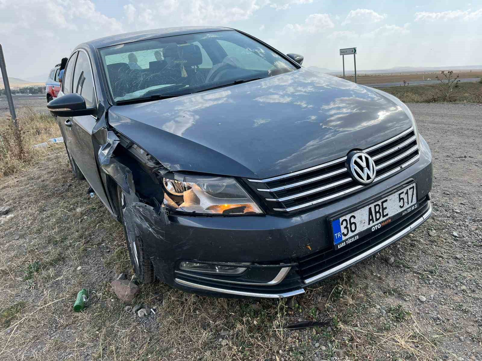 Akyaka’da maddi hasarlı trafik kazası